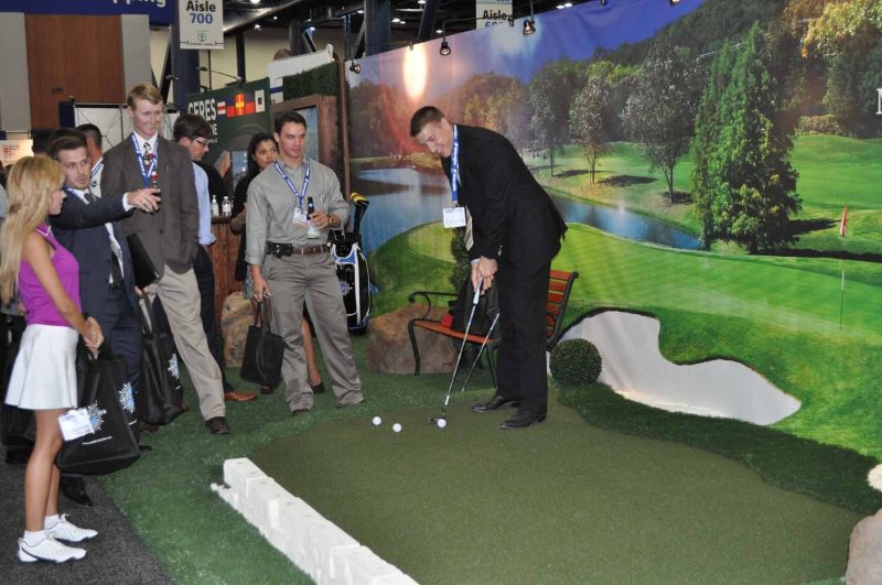 golf trade show booth, putting green display booth